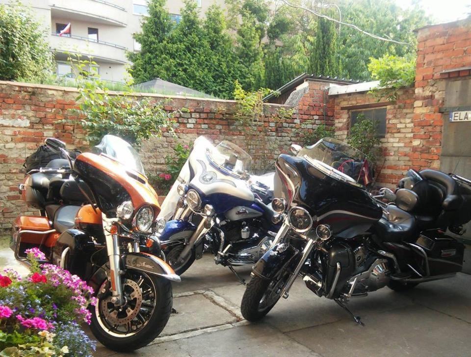 Easy Rider Hostel Вроцлав Екстериор снимка