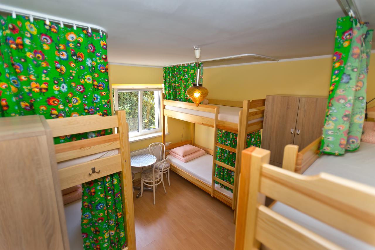 Easy Rider Hostel Вроцлав Екстериор снимка